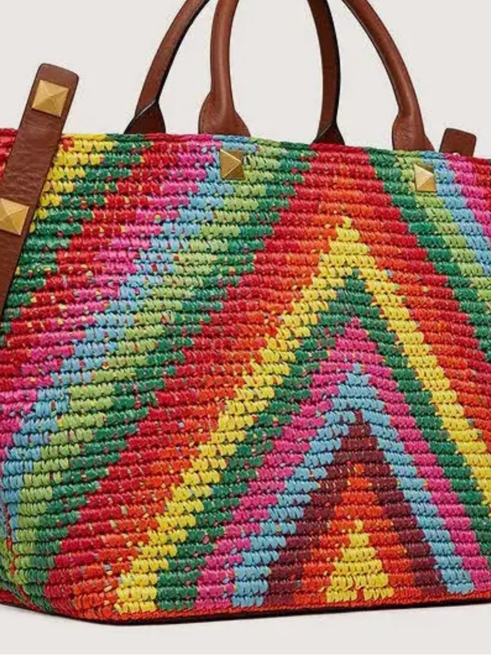 Valentino Garavani Multicolor Rockstud Woven Straw Tote - Picture 3 of 4